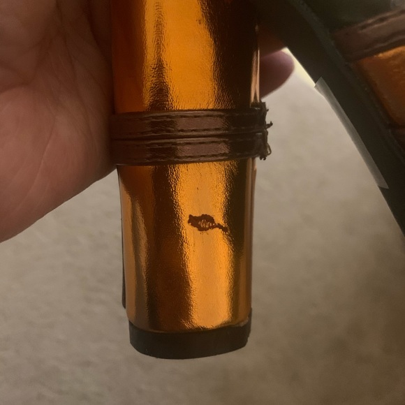 Bronze Tri Color Heels - Picture 5 of 5